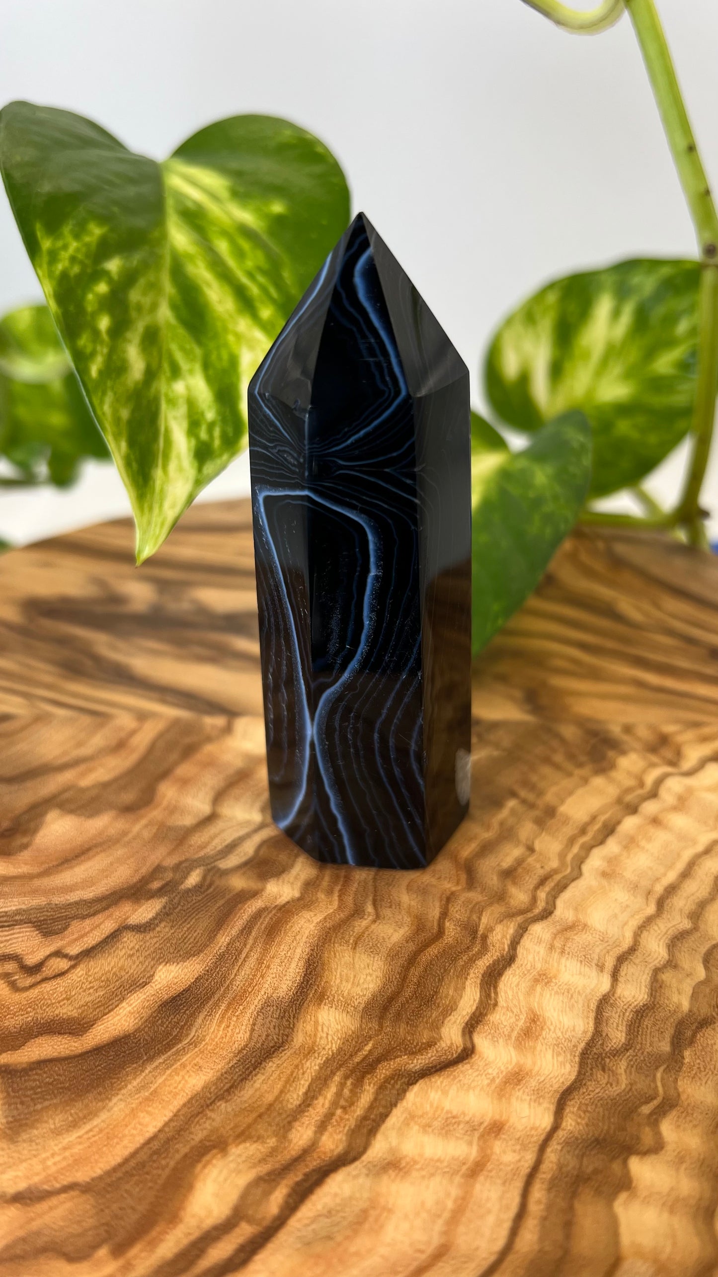 Schwarzer Achat Turm (#8)