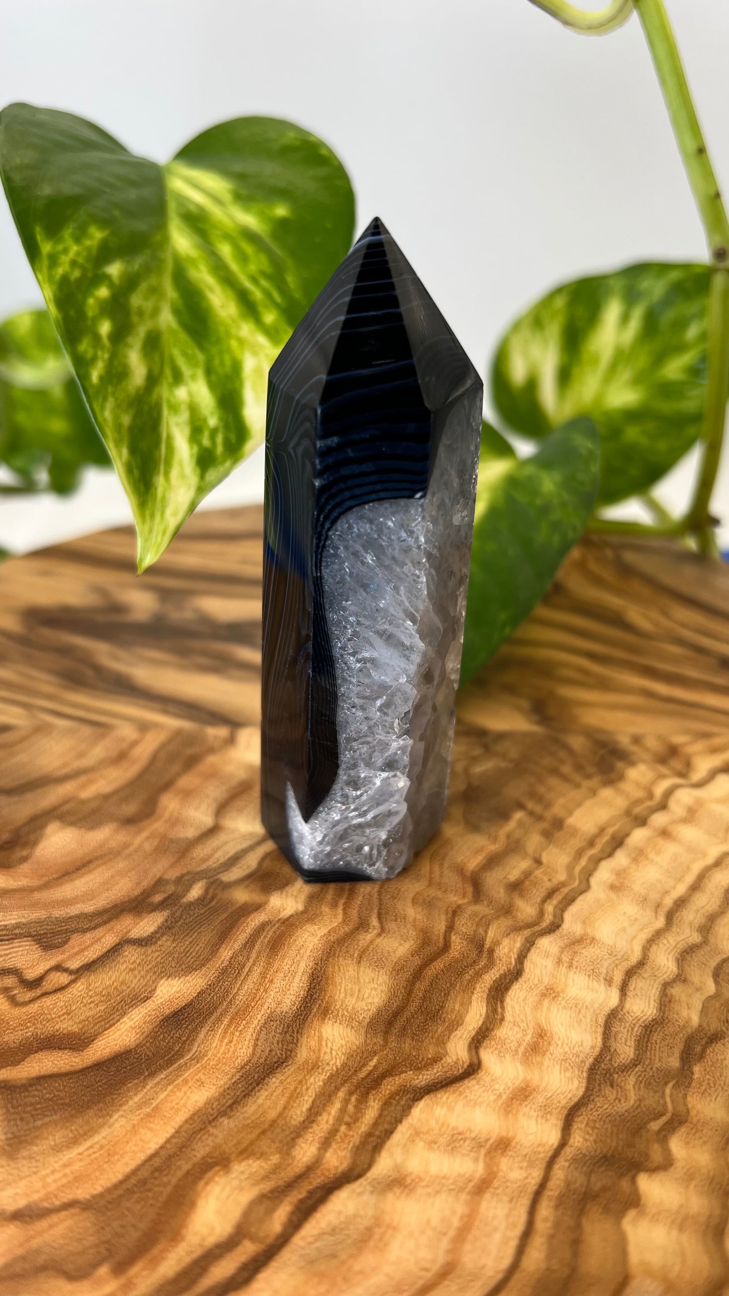 Schwarzer Achat Turm (#8)