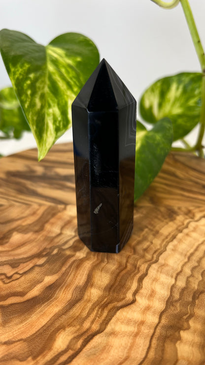 Schwarzer Achat Turm (#6)
