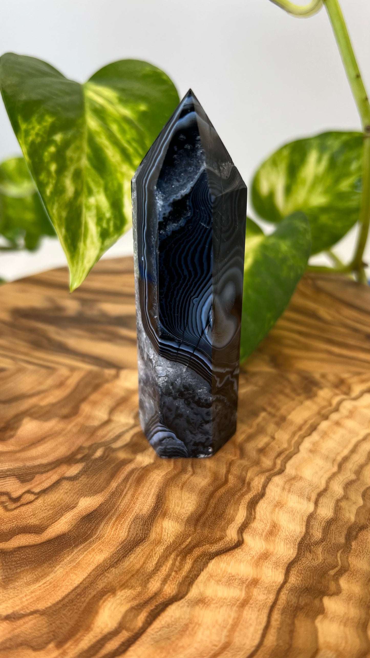 Schwarzer Achat Turm (#7)