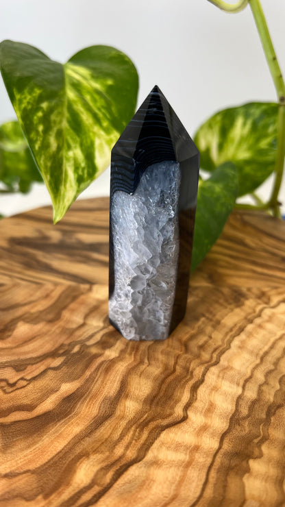 Schwarzer Achat Turm (#8)